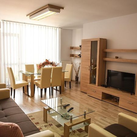 Apartament Belvedere Apartment Cluj Napoca Bagian luar foto
