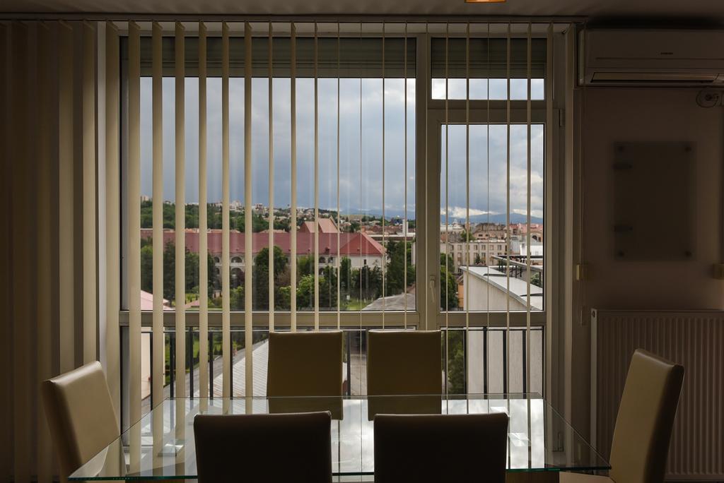 Apartament Belvedere Apartment Cluj Napoca Bagian luar foto